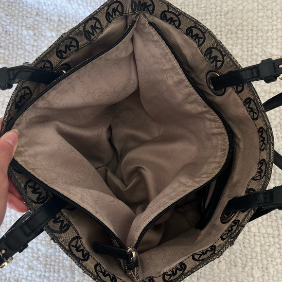 MICHAEL KORS TOTE BAG - Picture 4 of 9